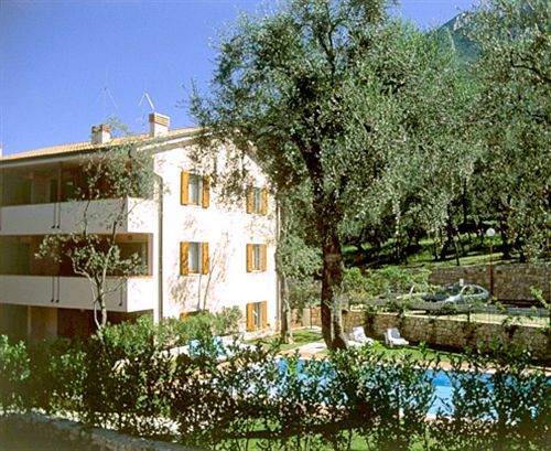 Residence Gardablu Brenzone sul Garda Εξωτερικό φωτογραφία